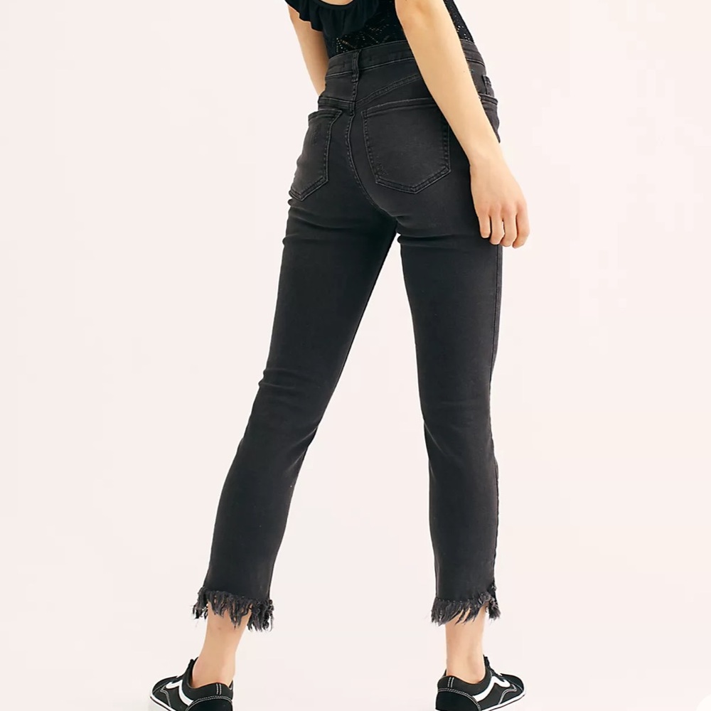 Free people Great Heights Frayed Skinny Jeans